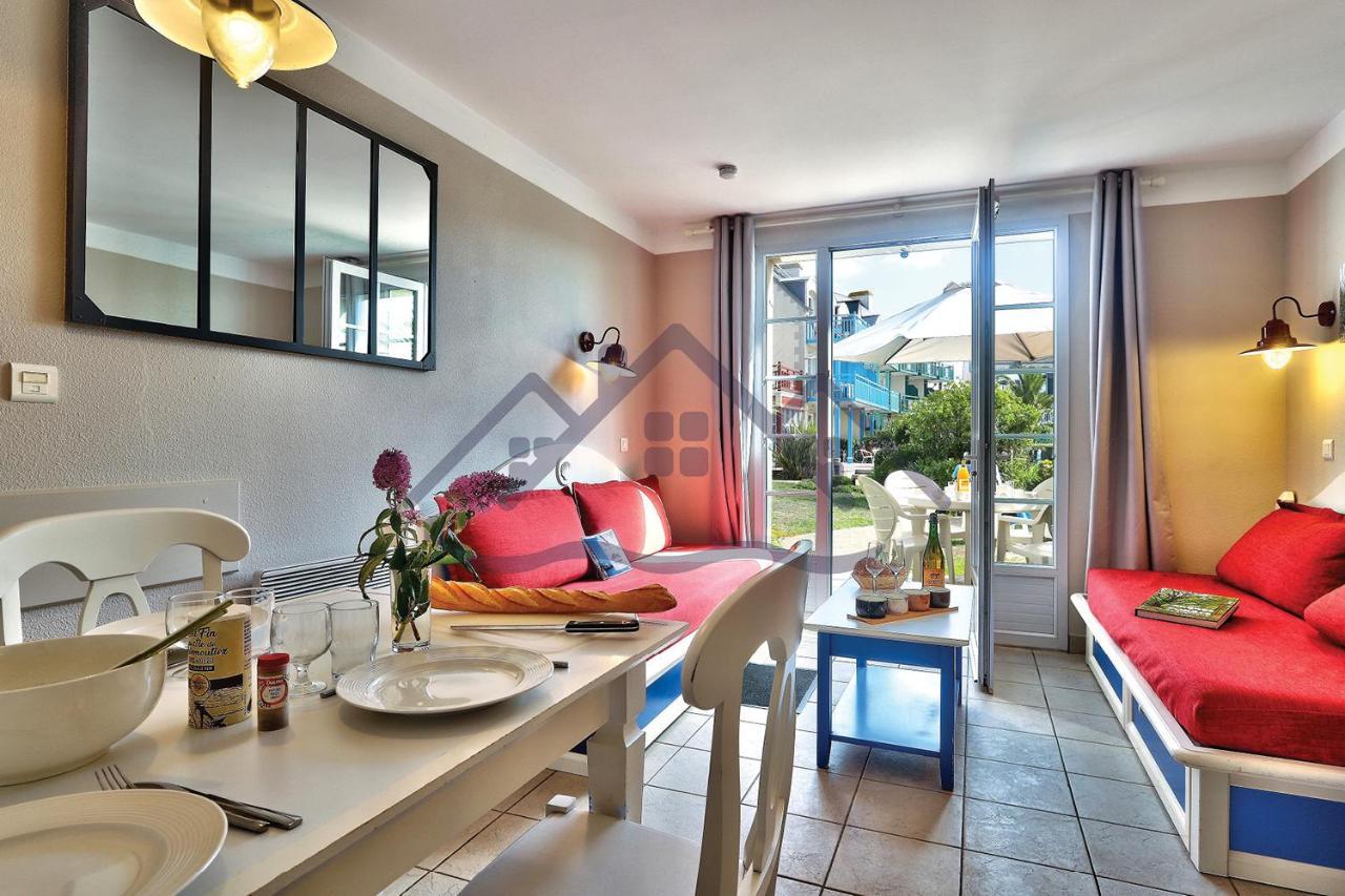 Holiday home Maison G5 Au Guilvinec: Seaside Retreat With Garden And Pool