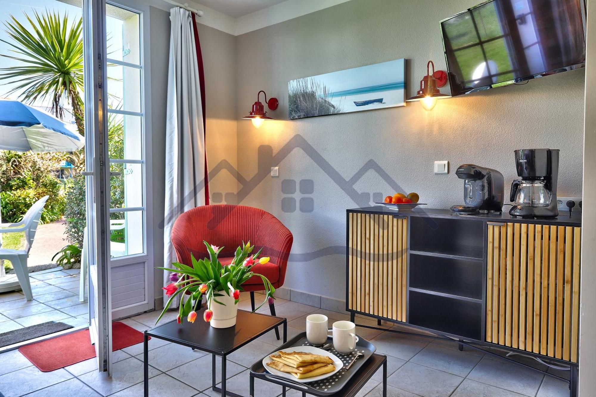 Maison G5 Au Guilvinec: Seaside Retreat With Garden And Pool * Guilvinec